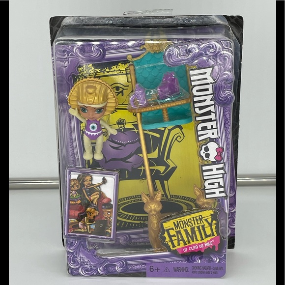 monster high Other - NIB Monster High Cleo De Nile Family, Sandy De Nile, 2017
